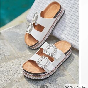 NWT Cupshe Dual Buckle Strap Slip-On Sandals